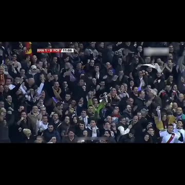 Is there someone better than Cristiano Ronaldo??