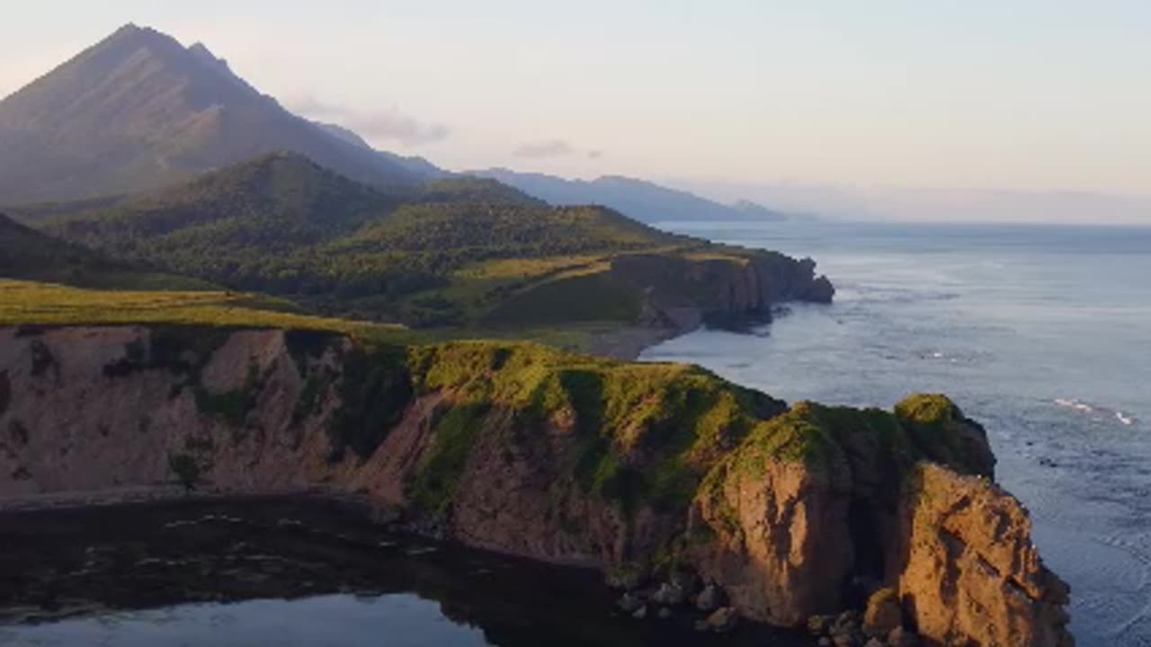 Relaxing Music For Meditation and Yoga With Stunning Beautiful Nature