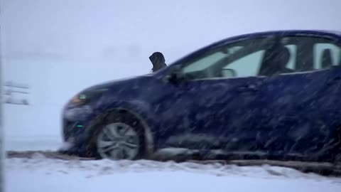 Heavy snow brings Netherlands traffic to a standstill