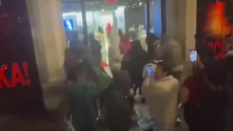 Diversity be looting