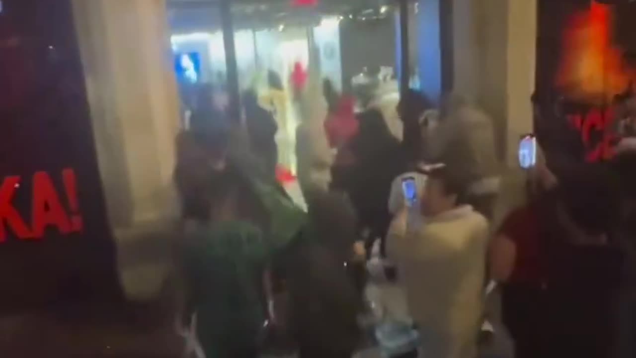Diversity be looting