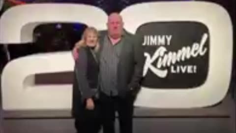 This Guy Even Had Time To Practice His Acting Skills