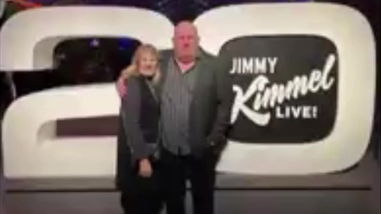 This Guy Even Had Time To Practice His Acting Skills