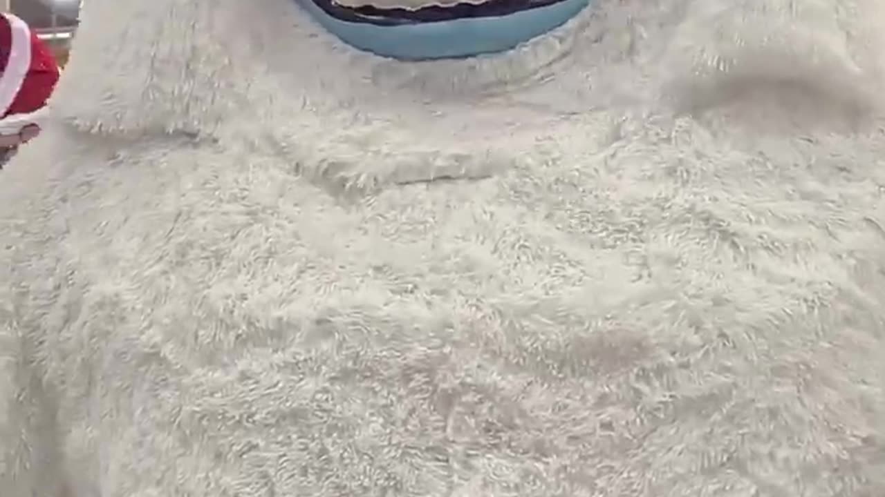 Abominable Snow Man Animatronic 2025