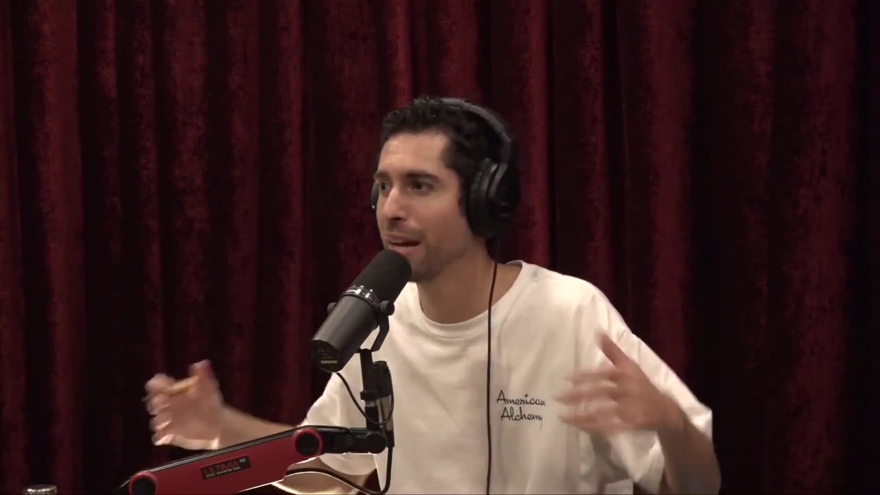 Argentina's UFO Airport Shutdown - Jesse Michels on JRE #nuclear #declassifieddocuments #sighting