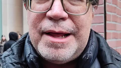 Boricua en contra de la INVASIÓN de USA a Venezuela.