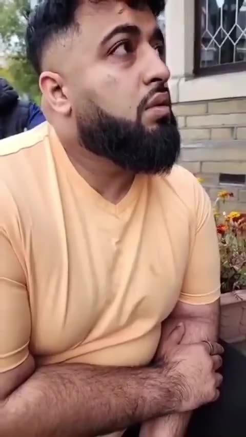 Pakistani child groomer caught trying groom a 14 year old girl