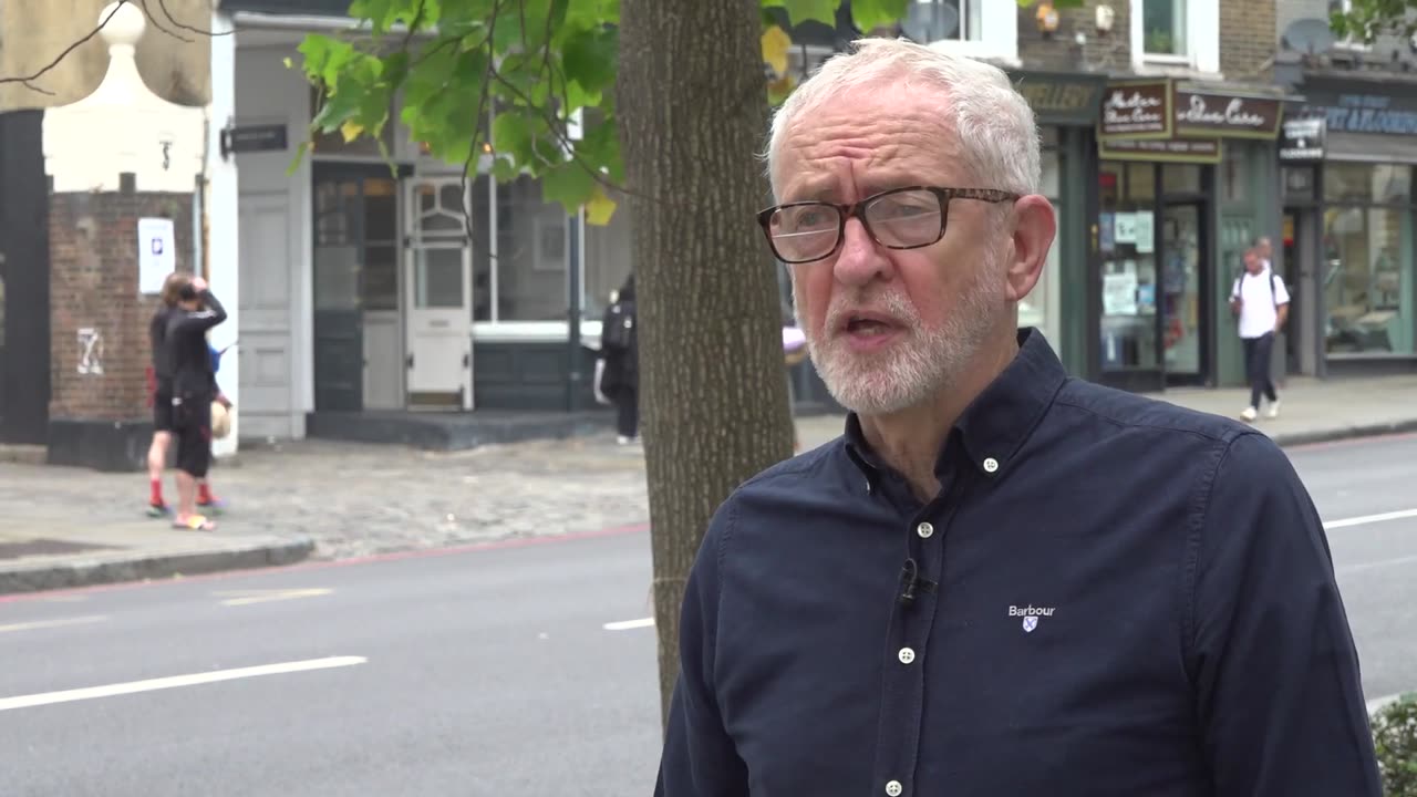Jeremy Corbyn launches new political party