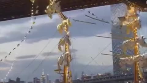 Massive ship hits Brooklyn bridge in New York