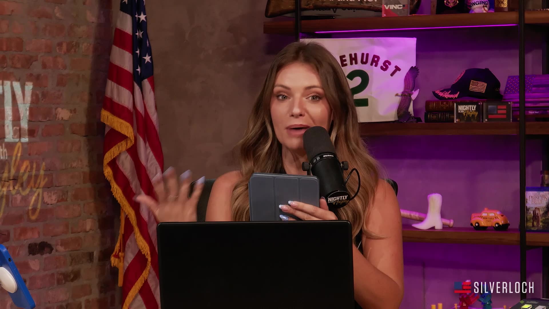 LOL: Who Does This Accountant Remind You Guys Of?