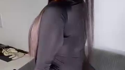 Queen vee bosset