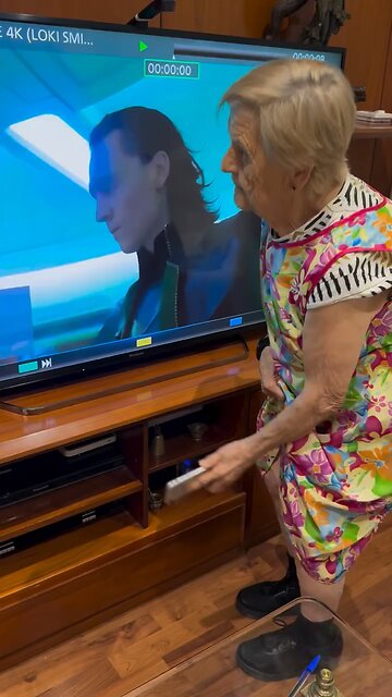 Grandma up to her old tricks😂😂😂😂