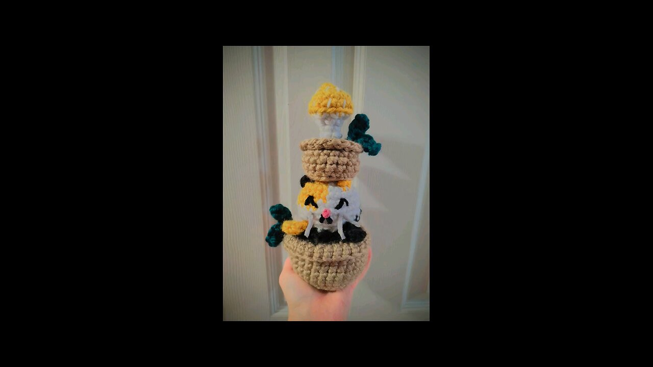 Amigurumi Cat & Flower Pots!