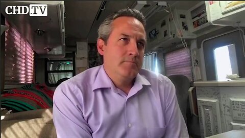 "We are not taught what's in those vaccines." A compilation of doctors admitting that their medical training on vaccines focused primarily on memorising the vaccine schedule, and uncritically regurgitating the "safe and effective&quot