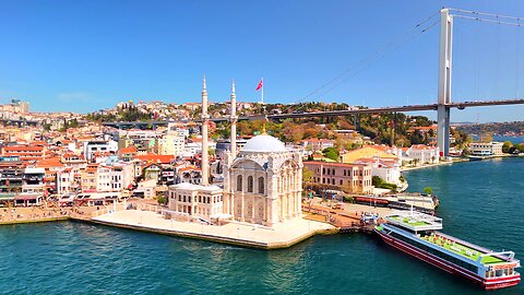"Ortaköy Mosque: Istanbul’s Waterfront Masterpiece of Ottoman Grace and Timeless Charm"