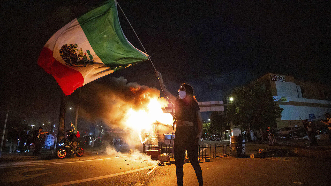 Fox News Tonight (Full episode) - Tuesday, June 10