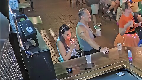 Candid Sexy Smoking Woman 694