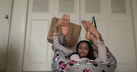 Imanii Bends - Yoga Stretch Ebony Girl | Day 10 🥰 