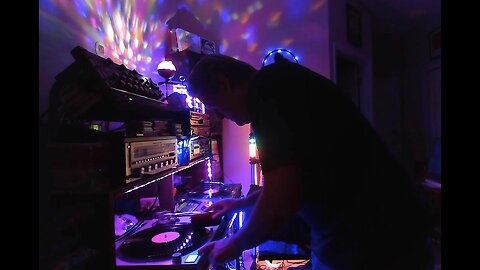 LIVE FROM FLORIDA--The Reeno Show (11/21/2025) (I am The Spaceman)