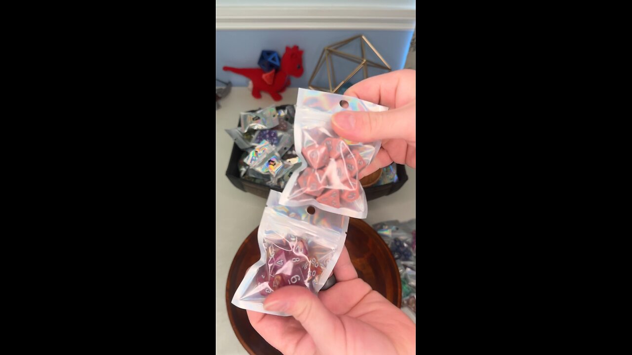 2 mini set scoops & 2 full set scoops for Tiffany D!!!! #16666 #onelinkatatimeshop #dnd #dice #mini
