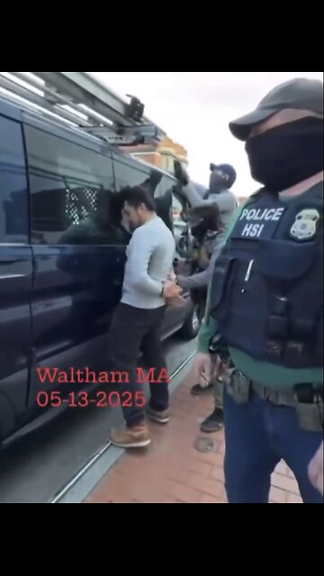 ICE POLICE ARREST ILLEGAL MIGRANT🚔👮‍♂️🚶🏻👮📸IN MASSACHUSETTS🚗👮🏻‍♀️🚓💫