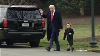 特朗普與馬斯克兒子「小X」步向海軍陸戰隊一號｜President Trump and Elon Musk's son Little X walk together to Marine One