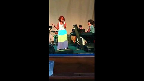 Worship in bolero rhythm