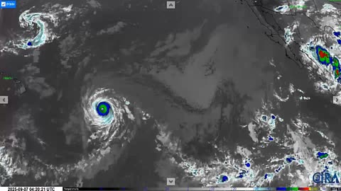 Miran Rubin - Hurricane Kiko 2025 - Hurricane Lorena 2025 - RAMMB/CIRA - Goes18 - IR4km