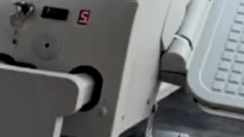 Can You Spot The Faults in This New York Acorn 130 Stairlift Installation?