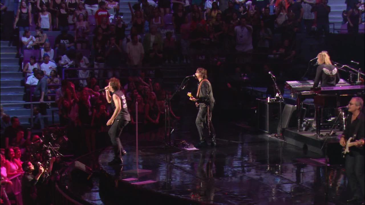 In These Arms - Bon Jovi (live)