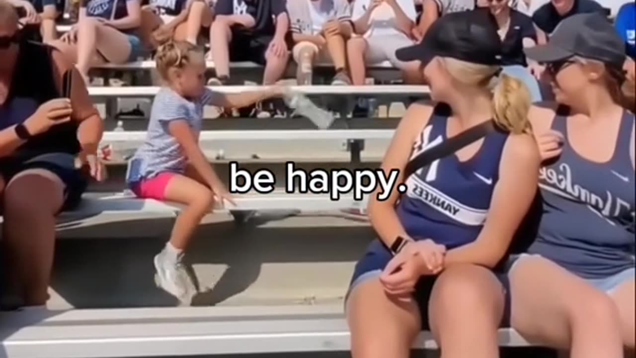 keep smiling😊💚