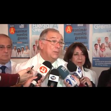 Antenas, productoras de cancer, entre otras cosas.