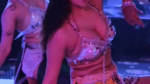 Dancing Girle Performance