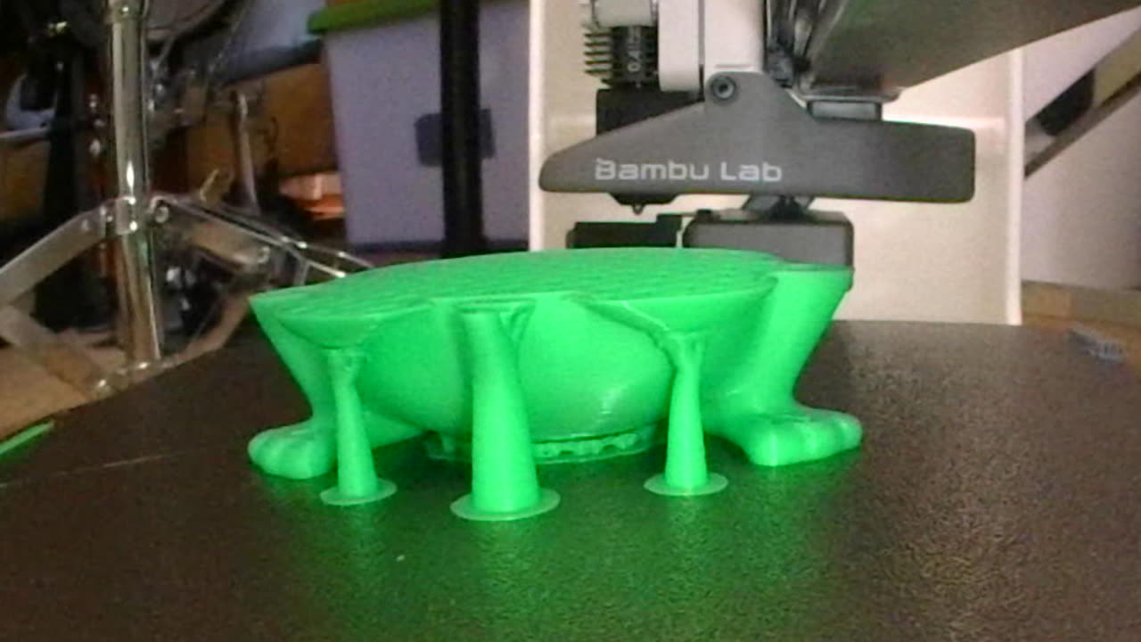 3D Printing Timelapse - Frog Making A Heart