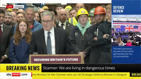 Starmer: Britain moves to "war-fighting readiness."