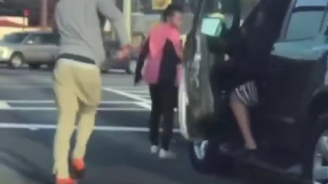 Police catch couple in the act of road rage, arrested on the spot. Instant Karma
