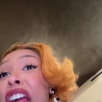 Doja Cat Mocks Sydney Sweeney’s American Eagle Jeans Ad