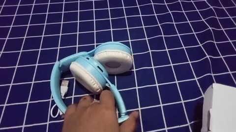 Product Review! Y08 Wireless On-Ear Headphones