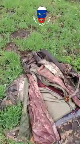 Pig-slicer 🐖🪓 with a brother's head