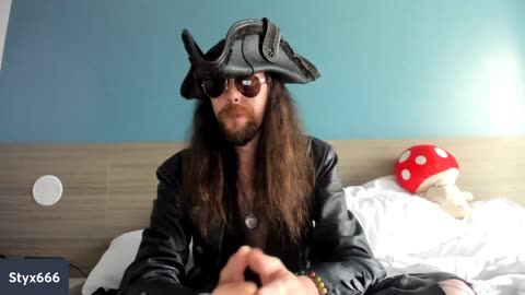 Thursday LIVE! Vampirate News and Bantz