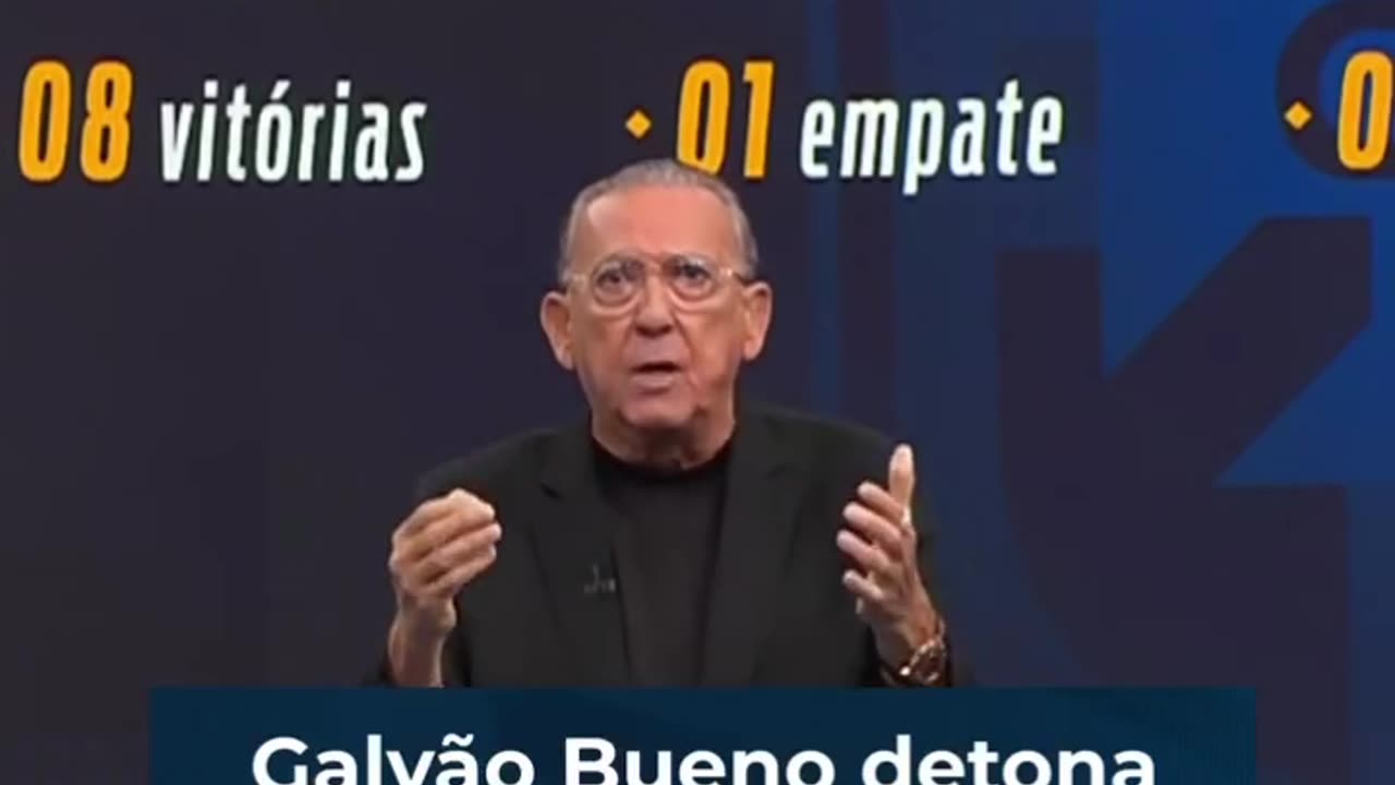 Seleção Brasileira com a camisa vermelha? Galvão defendeu o uso da camisa azul
