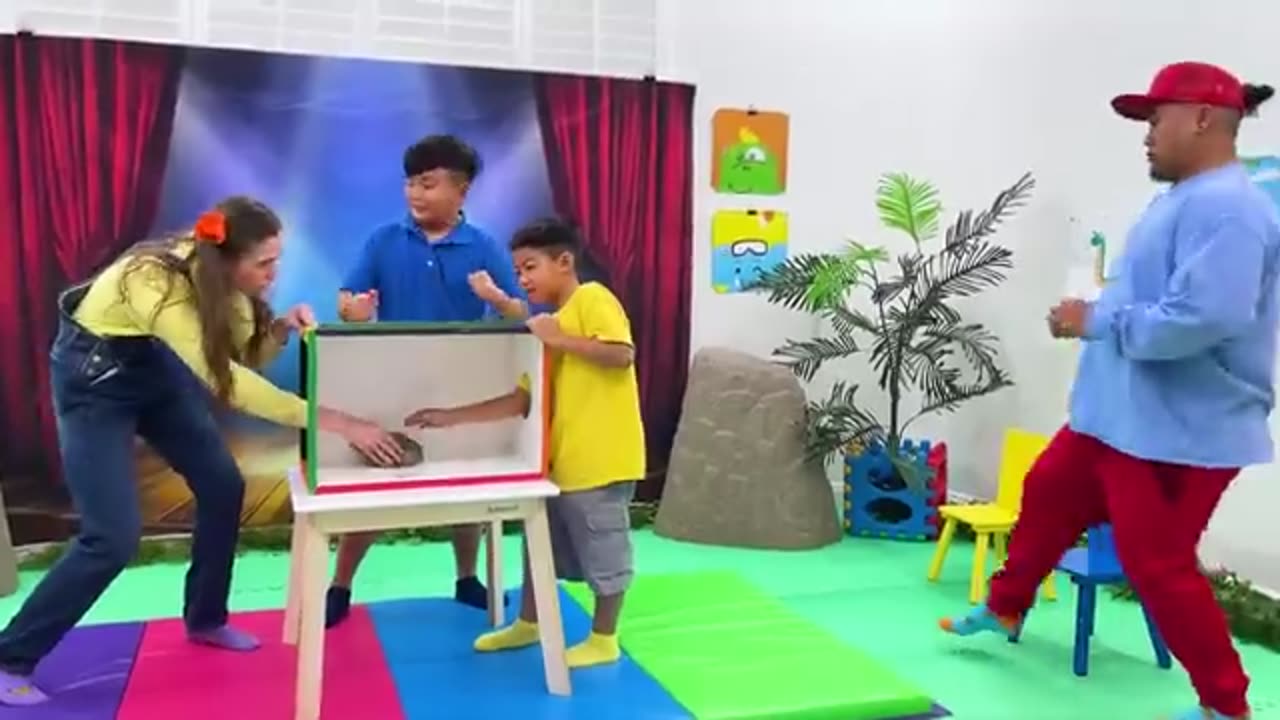 Trending: Alex and Eric Gets New Pet Animals | Learn About Wild Animal Reptiles