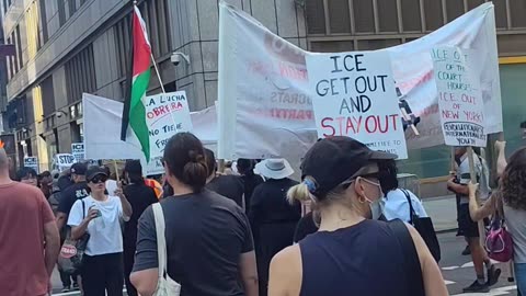 ¡Alto a las deportaciones YA!