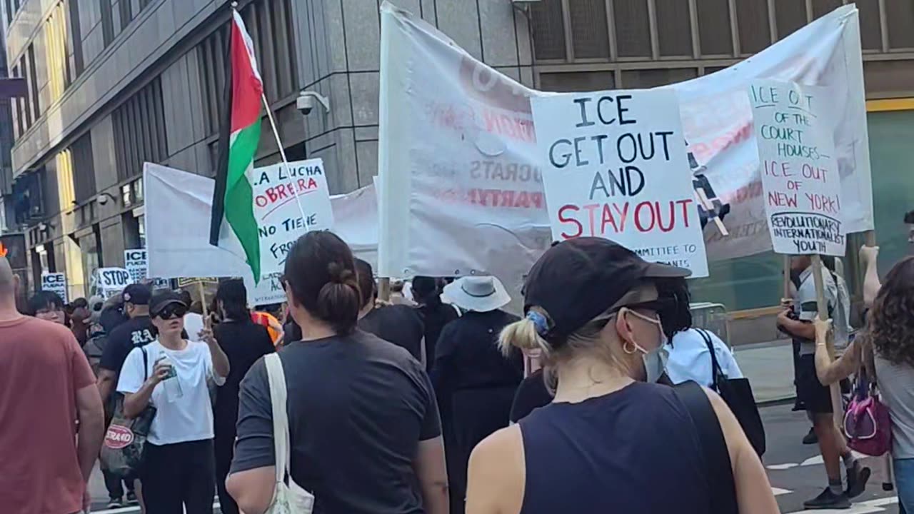 ¡Alto a las deportaciones YA!