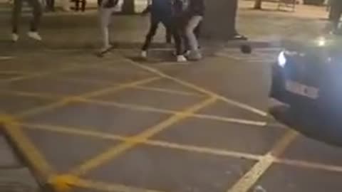 group of Moroccan migrants beating up a Spanish taxi driver in Barcelona