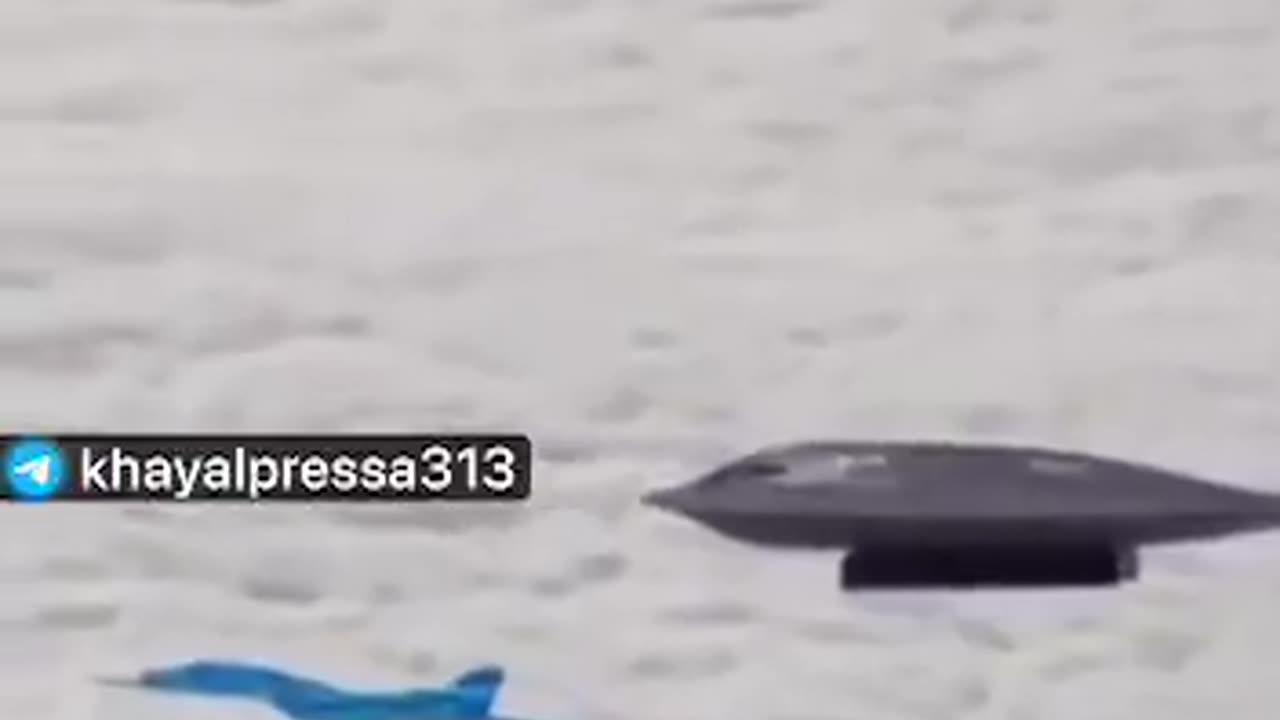American B-2 Stealth Bomber Detected & Intercepted By Russian Fighter Jets
