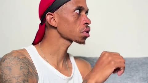 This guy is funny as f*ck 🤣🤣