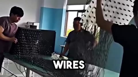 They Built a 3D Hologram Out of Thin Air!