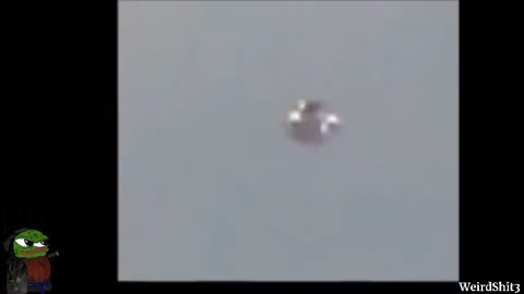 Creepy Floating Humanoid Object Descends in Portland Oregon
