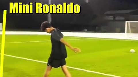 Jr.Ronaldo what an effort 👌